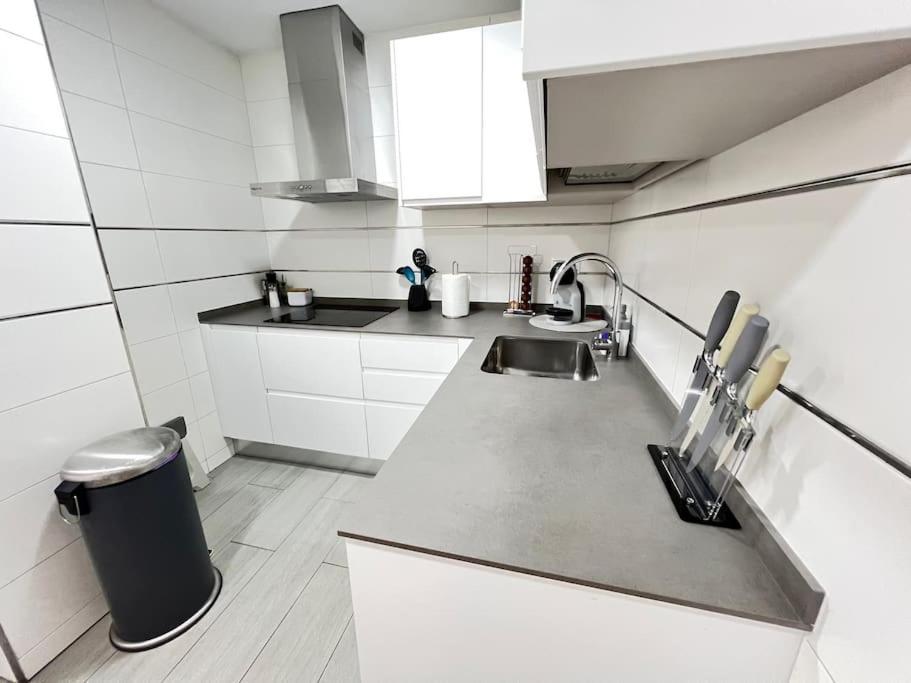 Pushe Penthouse Playa Granada & Golf 5 Apartment *