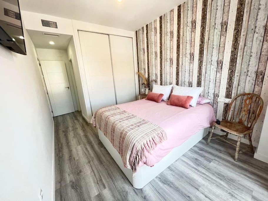Pushe Penthouse Playa Granada & Golf 5 Apartment *